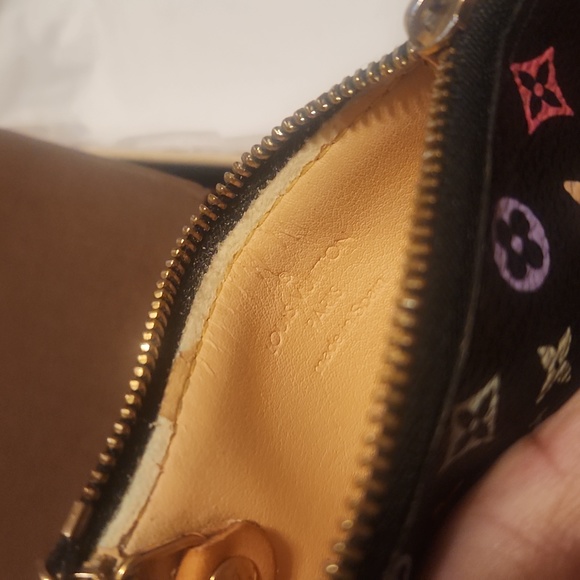 💕LV Murakami key pouch - Picture 8 of 9